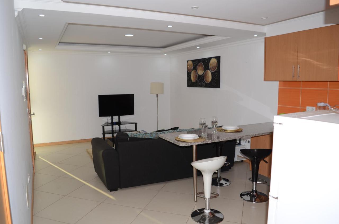 Apartamento Terra Branca Praia Eksteriør billede