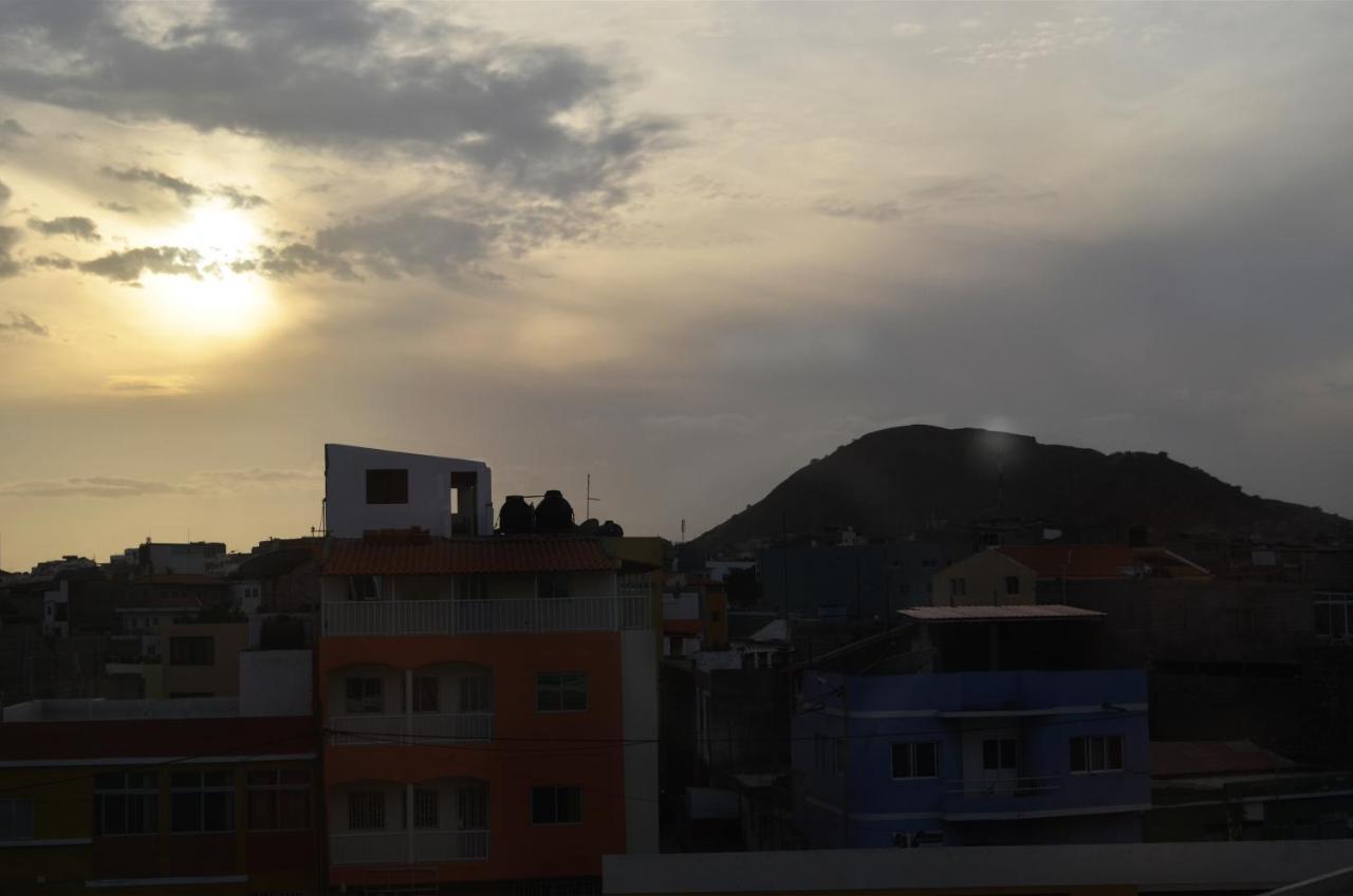 Apartamento Terra Branca Praia Eksteriør billede