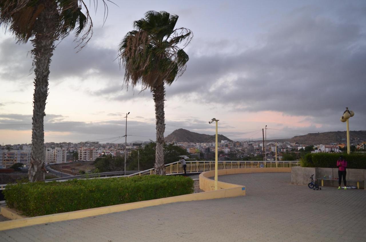 Apartamento Terra Branca Praia Eksteriør billede